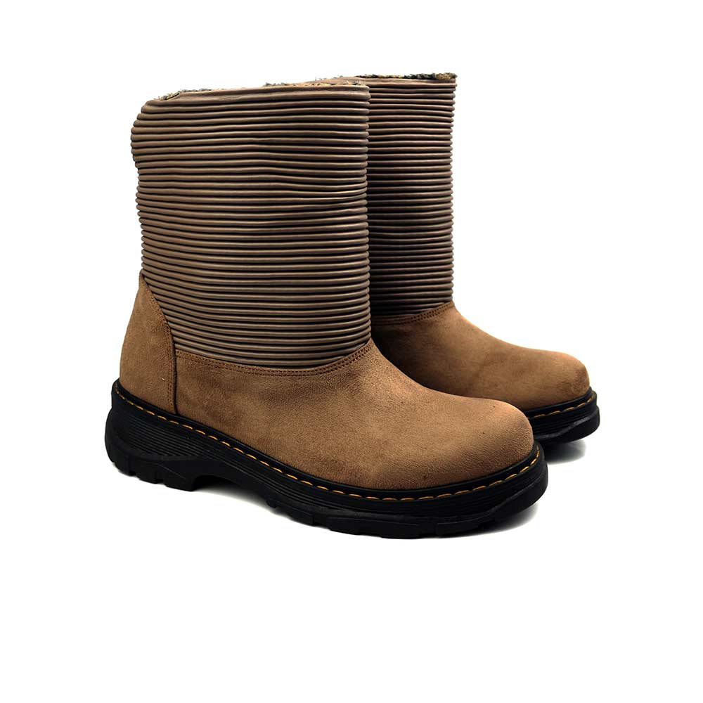 Women-casual-chamois-boot-Cafe-4